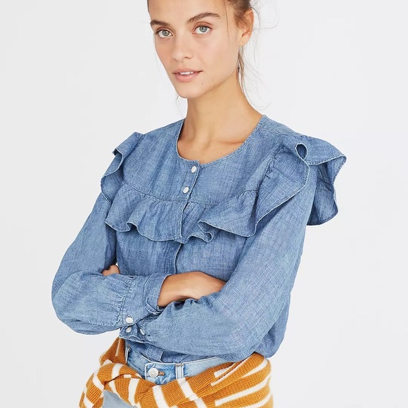 💙Madewell Chambray Ruffle Top - Picture 2 of 5